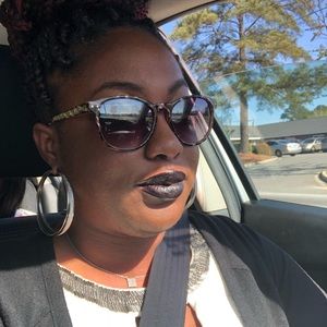 Meet your Posher, Lashonda